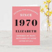 パーソナライズされた誕生日1970名前を追加Pink カード (黄色い花)