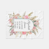 パーソナライズされた誕生統計ピンクフローラボーベビー フリースブランケット (正面(横))