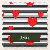 パーソナライズされた赤いハートストライプ ペーパーコースター (正面)