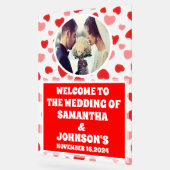 パーソナライズされた赤いハート結婚歓迎フロステッド アクリルサイン (傾斜)