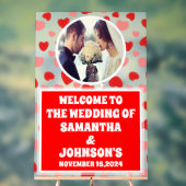 パーソナライズされた赤いハート結婚歓迎フロステッド アクリルサイン (ニュートラル)