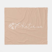 パーソナライズされた赤面ピンクフローラ名 フリースブランケット (正面(横))