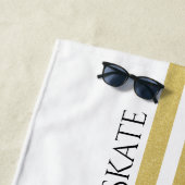 パーソナライズされた金ゴールドグリッター白黒氷スケートで滑る ビーチタオル (インサイチュ)