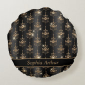 パーソナライズされた金ゴールドスパークルシャンデリア模様ブラック ラウンドクッション (裏面)