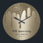 パーソナライズされた金ゴールドドライブ50結婚周年 ラージ壁時計<br><div class="desc">パーソナライズされた金ゴールドドリップ50周年記念結婚壁時計</div>