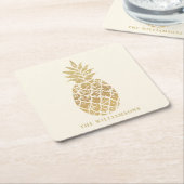 パーソナライズされた金ゴールドパイナップルアイボリー スクエアペーパーコースター (アングル)