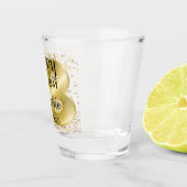 パーソナライズされた金ゴールド18誕生日ショットグラス ショットグラス (右)