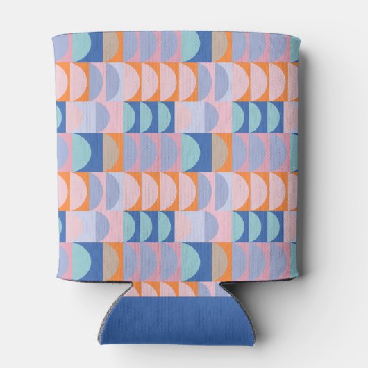 パーソナライズされた青い幾何学的なウェディングシャワーのお土産 缶クーラー (裏面)