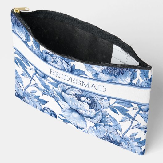 パーソナライズされた青い花のブライドメイドトラベルフラワー アクセサリーポーチ (見開き)