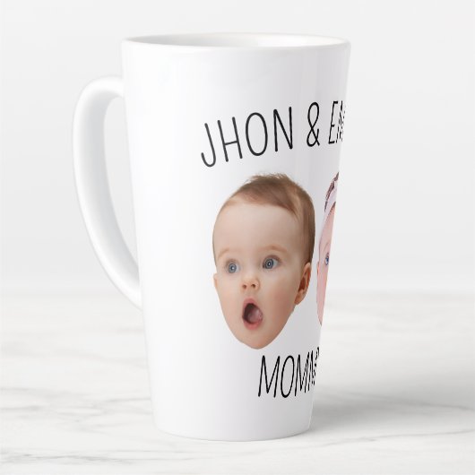 パーソナライズされた顔フォトキッズ母の日の贈り物 カフェラテマグ (左アングル)