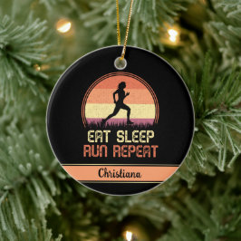 パーソナライズされた食べ走スリープリピートレトロアスリート セラミックオーナメント
