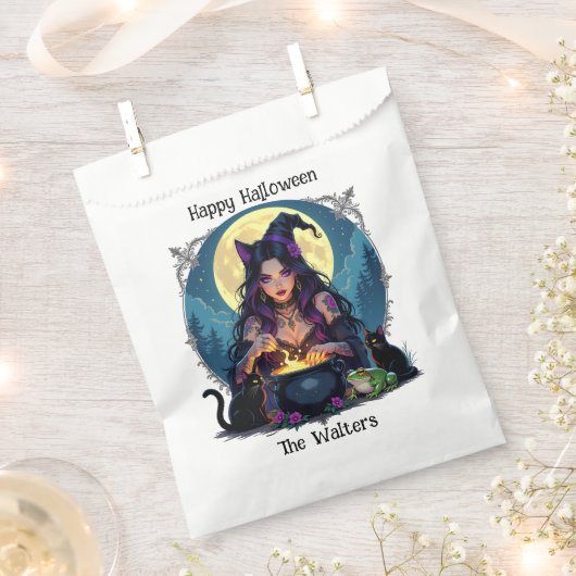 パーソナライズされた魔女と大釜ハロウィーン フェイバーバッグ (クリップ留めされた状態)