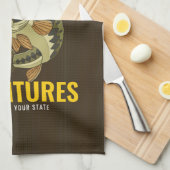 パーソナライズされた魚釣りアドベンチャーバスフィッシュアングラー キッチンタオル (四つ折り)