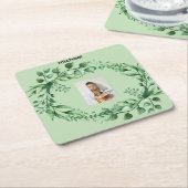 パーソナライズされた1枚のユーカリの葉 スクエアペーパーコースター (アングル)