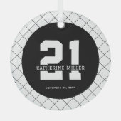 パーソナライズされた21歳モダン日エレガント ガラスオーナメント (正面)
