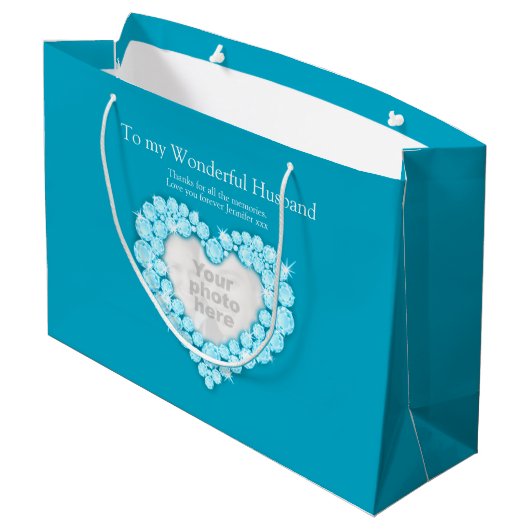 パーソナライズされた4周年記念写真抱き枕 ラージペーパーバッグ (裏面アングル)