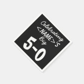 パーソナライズされた50祝誕生日紙ナプキンス スタンダードカクテルナプキン (角)