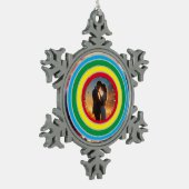 パーソナライズされた スノーフレークピューターオーナメント (左)