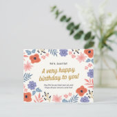 パーソナライズされた – デリケートなフローラ誕生日 ポストカード (スタンド正面)