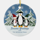 パーソナライズされた:ペンギンファミリーのクリスマス装飾品 セラミックオーナメント (正面)