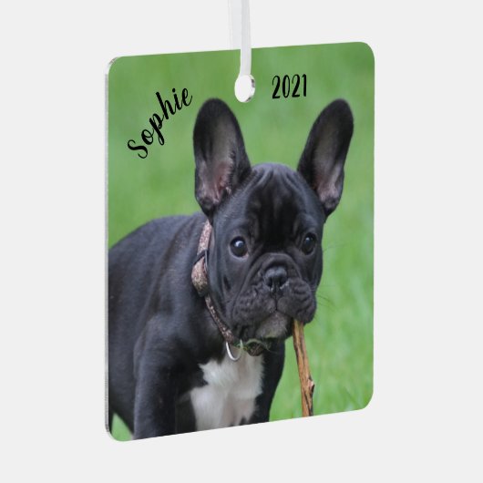 パーソナライズされた Bulldog よくはしゃぐ Puppy メタルオーナメント (正面右)