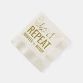 パーソナライズされた「Sip & Repeat」の結婚カクテル 縁ありカクテルナプキン (角)