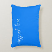 パーソナライズされたAzure Blue アクセントクッション (正面(垂直))