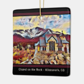 パーソナライズされたChapel on the Rock Coloradoクリスマス セラミックオーナメント (左)