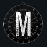 パーソナライズされたMonogramモダンとName ダーツボード<br><div class="desc">Monogramデザインモダンで、sans serifパーソナライズされたのフォントスタイルで、文字「M」と名前を付けます。
父の日の贈り物など、彼にとって最高の贈り物。</div>
