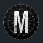 パーソナライズされたMonogramモダンとName ダーツボード<br><div class="desc">Monogramデザインモダンで、sans serifパーソナライズされたのフォントスタイルで、文字「M」と名前を付けます。

父の日の贈り物など、彼にとって最高の贈り物。</div>