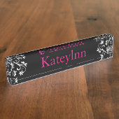 パーソナライズでカスタムなモノグラムの名札 デスクネームプレート (側面)