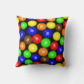 パーソナライズでカラフルなキャンデーの上塗を施してあるチョコレート クッション (裏面)