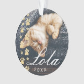 パーソナライズで素朴な木製の金ゴールドペット足のプリントの写真 オーナメント (正面)