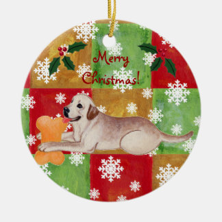 パーソナライズで黄色いラブラドールのクリスマスのモザイク セラミックオーナメント