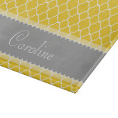 パーソナライズで黄色く白い灰色のクローバーパターン カッティングボード (角)