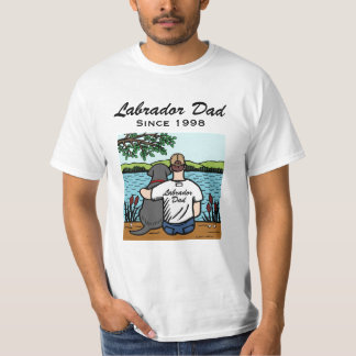 パーソナライズで黒いラブラドールおよびパパ2 Tシャツ