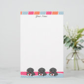 パーソナライズで黒いラブラドールの漫画 便箋 (スタンド正面)