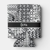 パーソナライズで、熱狂するで黒く及び白いパターン7 缶クーラー (裏面)