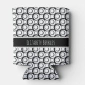 パーソナライズで、黒く及び白いレトロはパターンを一周します 缶クーラー (裏面)