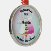 パーソナライズなくるみ割りのオーナメント-花およびange メタルオーナメント (右)