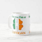 パーソナライズなアイルランド語は私によってがCostiganである私に接吻します コーヒーマグカップ (正面左)
