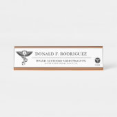 パーソナライズなカイロプラクティックの薬 デスクネームプレート (正面)