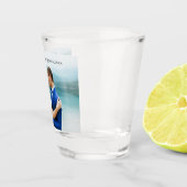 パーソナライズなカップルの写真の結婚式 ショットグラス (右)