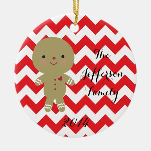 パーソナライズなクリスマスのジンジャーブレッド家族のオーナメント セラミックオーナメント (正面)
