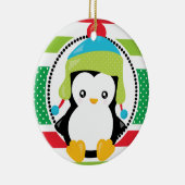 パーソナライズなクリスマスのペンギンのSnowyの日の休日 セラミックオーナメント (右)