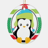 パーソナライズなクリスマスのペンギンのSnowyの日の休日 セラミックオーナメント (左)
