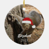 パーソナライズなクリスマスのリスのオーナメント セラミックオーナメント (裏面)
