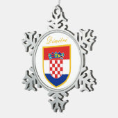 パーソナライズなクロアチアの旗 スノーフレークピューターオーナメント (右)