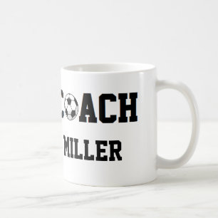 パーソナライズなサッカーのコーチ コーヒーマグカップ