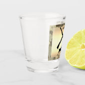 パーソナライズなシカの狩りのシルエットの迷彩柄のトリム ショットグラス (左)